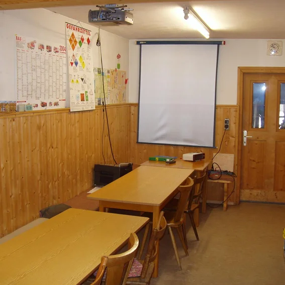 Feuerwehrhaus alt.JPG